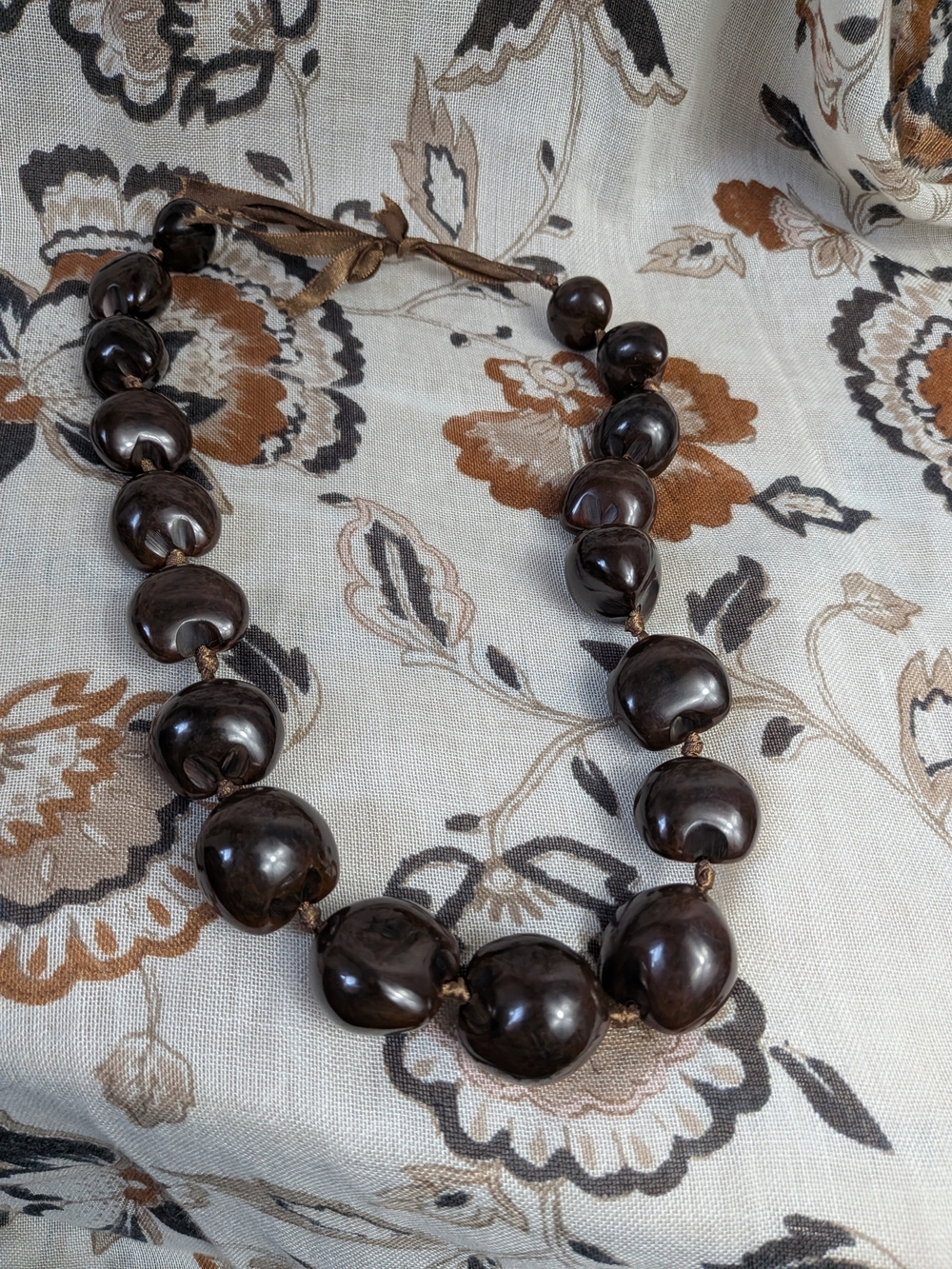 Dark Brown Polished Bead Necklace
